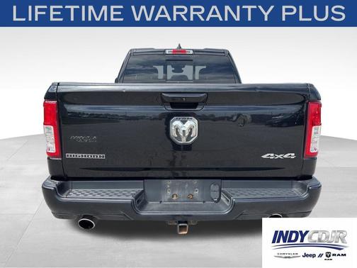 Diamond Black Crystal Pearlcoat 2019 RAM 1500 Big Horn