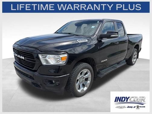 Diamond Black Crystal Pearlcoat 2019 RAM 1500 Big Horn