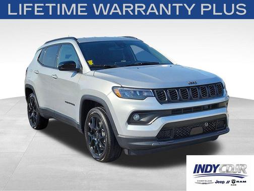 Silver Zynith Metallic Clearcoat 2026 Jeep Compass Latitude