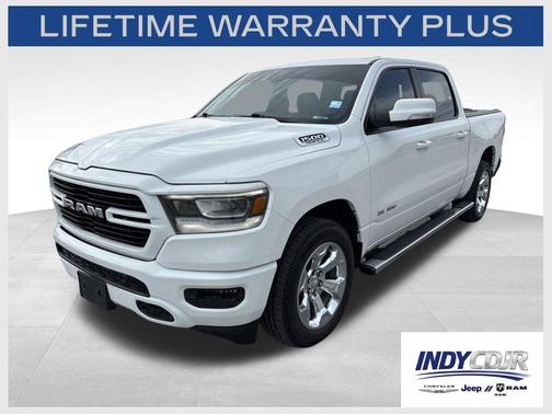 Bright White Clearcoat 2019 RAM 1500 Big Horn
