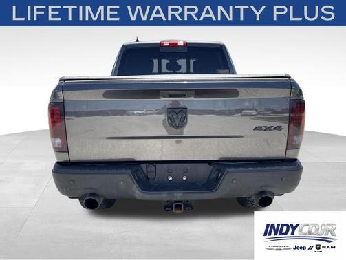 Granite Crystal Metallic Clearcoat 2022 RAM 1500 Classic SLT