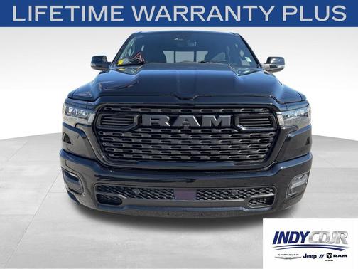 Diamond Black Crystal Pearlcoat 2026 RAM 1500 Big Horn/Lone Star