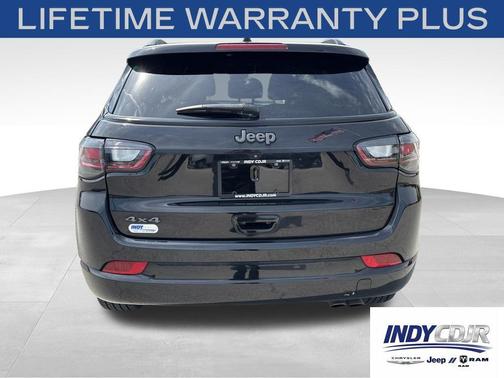 Diamond Black Crystal Pearlcoat 2022 Jeep Compass High Altitude