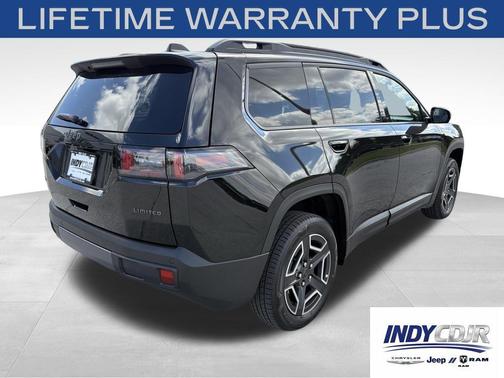Diamond Black Crystal Pearlcoat 2026 Jeep Cherokee Limited