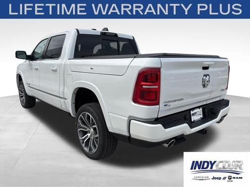 Ivory White Tri-Coat Pearlcoat 2026 RAM 1500 ST