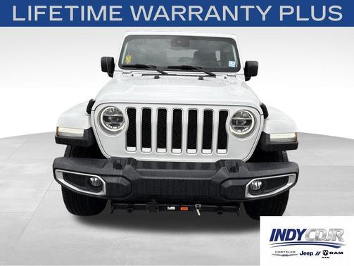 Bright White Clearcoat 2020 Jeep Wrangler Unlimited Sahara
