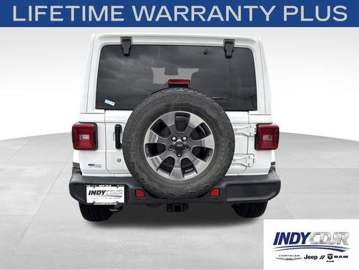 Bright White Clearcoat 2020 Jeep Wrangler Unlimited Sahara