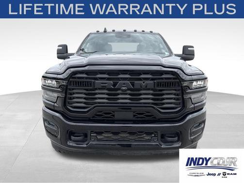 Diamond Black Crystal Pearlcoat 2026 RAM 2500 Big Horn Crew Cab 4x4 6'4' Box