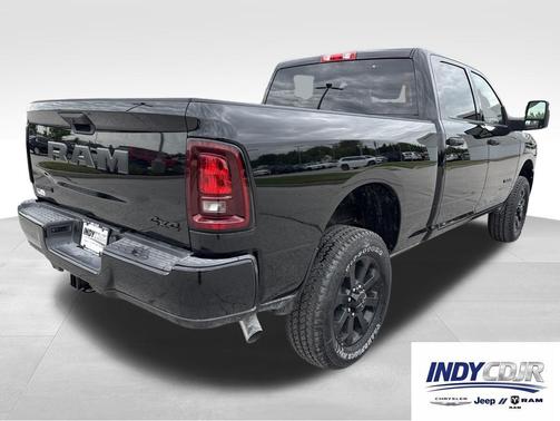 Diamond Black Crystal Pearlcoat 2026 RAM 2500 Big Horn Crew Cab 4x4 6'4' Box