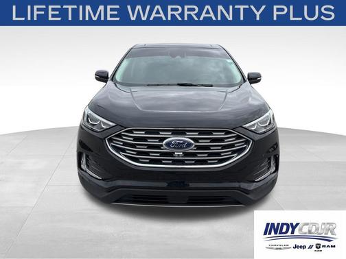 Black Metallic 2023 Ford Edge Titanium