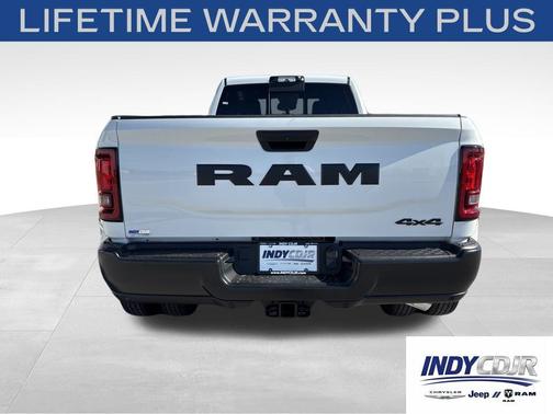 Bright White Clearcoat 2026 RAM 3500 Tradesman Crew Cab 4x4 8' Box