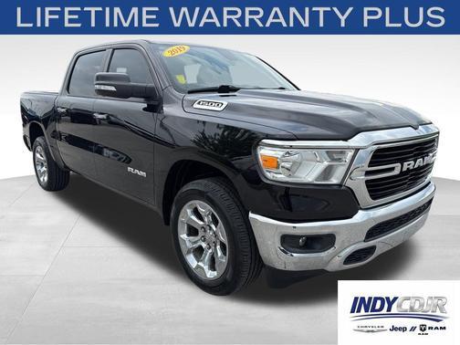 Diamond Black Crystal Pearlcoat 2019 RAM 1500 Big Horn