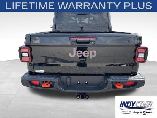 Black Clearcoat 2026 Jeep Gladiator Mojave X 4x4