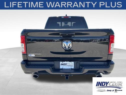 Diamond Black Crystal Pearlcoat 2022 RAM 1500 Big Horn/Lone Star