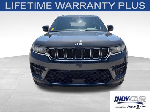 Baltic Gray Metallic Clearcoat 2026 Jeep Grand Cherokee Altitude
