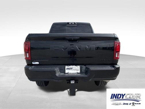 Diamond Black Crystal Pearlcoat 2025 RAM 2500 Laramie