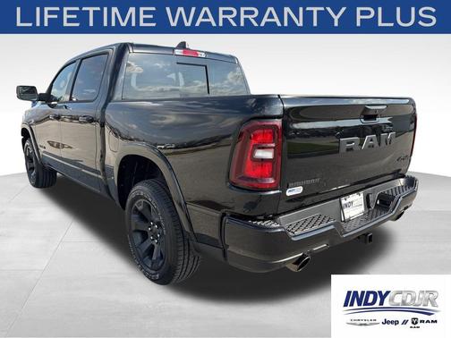 Diamond Black Crystal Pearlcoat 2026 RAM 1500 Big Horn/Lone Star