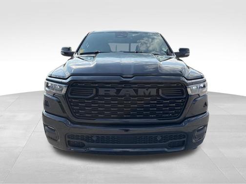 Diamond Black Crystal Pearlcoat 2026 RAM 1500 Big Horn/Lone Star