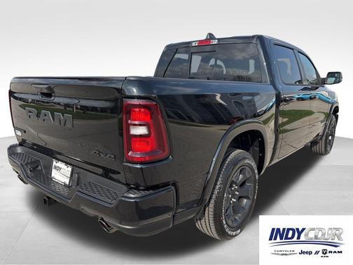 Diamond Black Crystal Pearlcoat 2026 RAM 1500 Big Horn/Lone Star