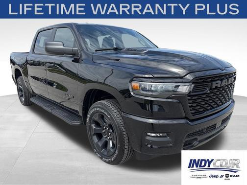 Diamond Black Crystal Pearlcoat 2026 RAM 1500 Express