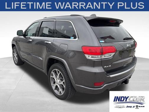 Granite Crystal Metallic Clearcoat 2021 Jeep Grand Cherokee Overland