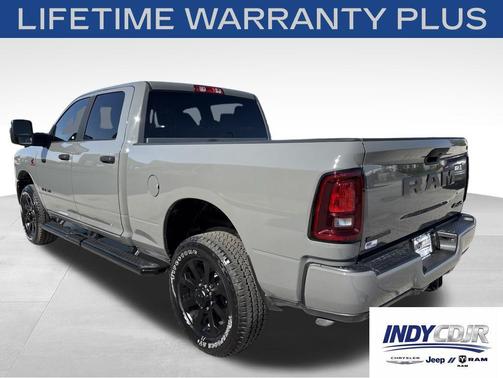 Ceramic Gray Clearcoat 2026 RAM 2500 Big Horn Crew Cab 4x4 6'4' Box