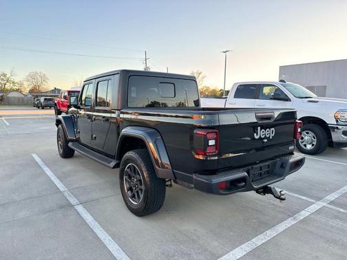 2020 Jeep Gladiator Overland