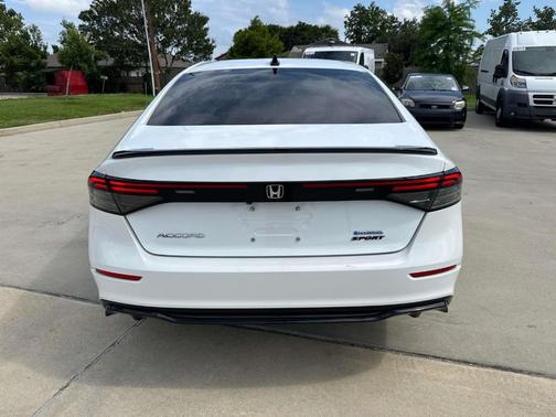 2023 Honda Accord Hybrid Sport-L