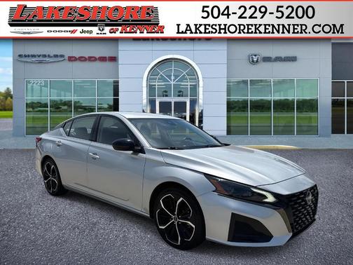 2023 Nissan Altima 2.5 SR