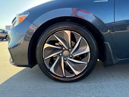 2022 Honda Insight Touring