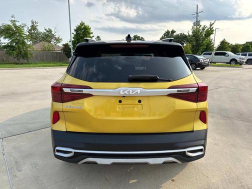 2022 Kia Seltos S