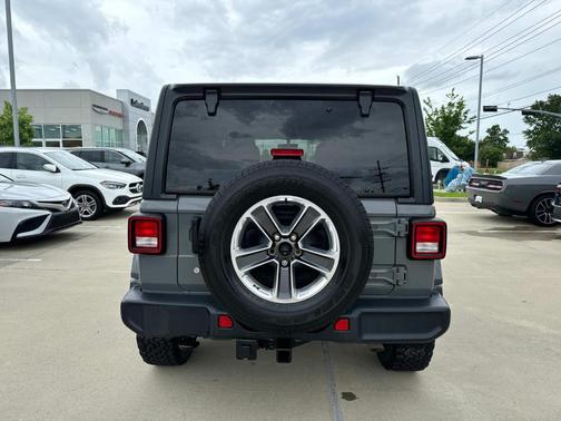 2018 Jeep Wrangler Unlimited Sahara