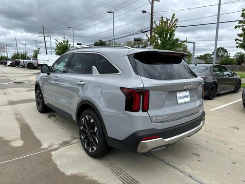 2024 Kia Sorento SX