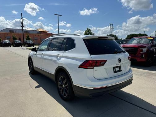 2024 Volkswagen Tiguan 2.0T SE