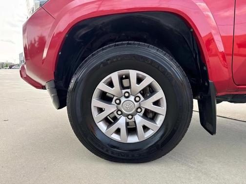 2016 Toyota Tacoma SR5