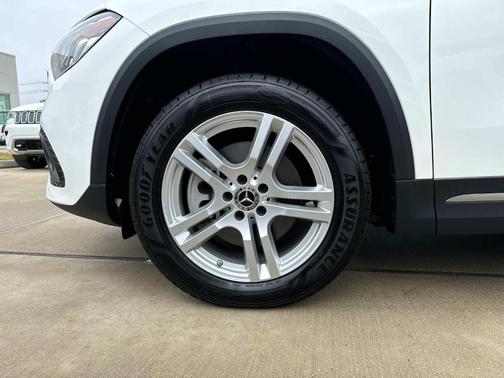 2021 Mercedes-Benz GLA 250 Base