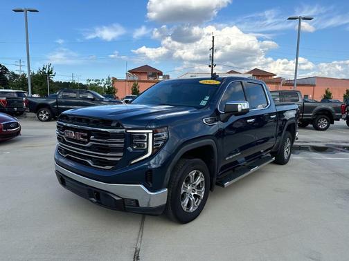 2022 GMC Sierra 1500 SLT
