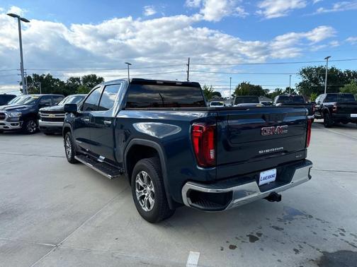 2022 GMC Sierra 1500 SLT