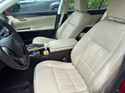 2017 Lexus ES 350 Base