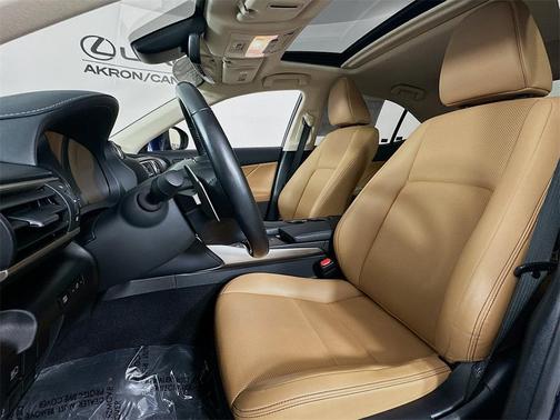 2017 Lexus IS 300 Base