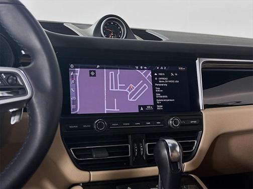 2020 Porsche Macan Base