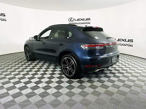2020 Porsche Macan Base