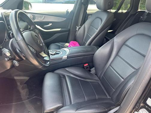 2019 Mercedes-Benz GLC 300 4MATIC
