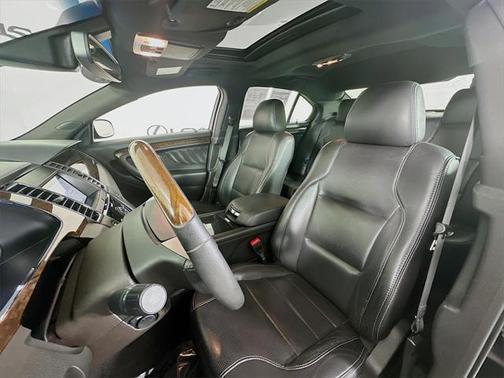 2018 Ford Taurus Limited