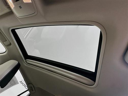 2017 Toyota RAV4 Hybrid XLE