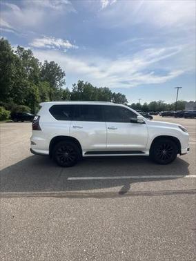 2023 Lexus GX 460 Premium