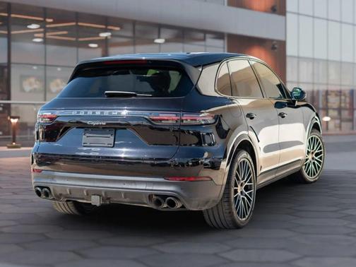 2021 Porsche Cayenne Cayenne