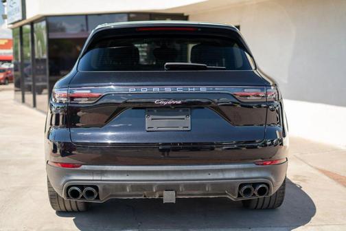 2021 Porsche Cayenne Cayenne