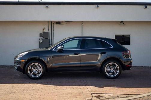 2017 Porsche Macan S