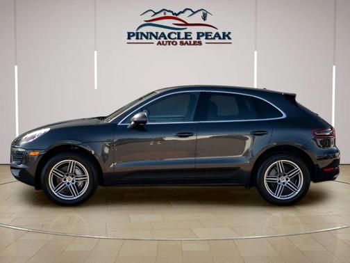 2017 Porsche Macan S